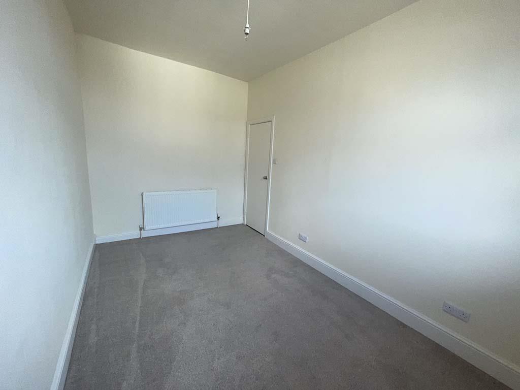 2 bedroom end terrace house SSTC in Barnoldswick - IMG_6115.jpg
